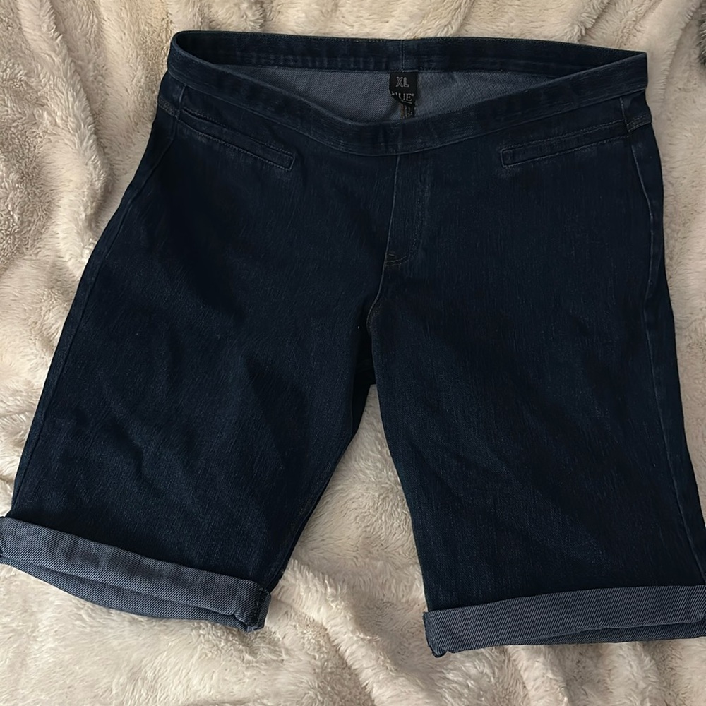 HUE DENIM STRETCH SHORTS SZ XL NEW